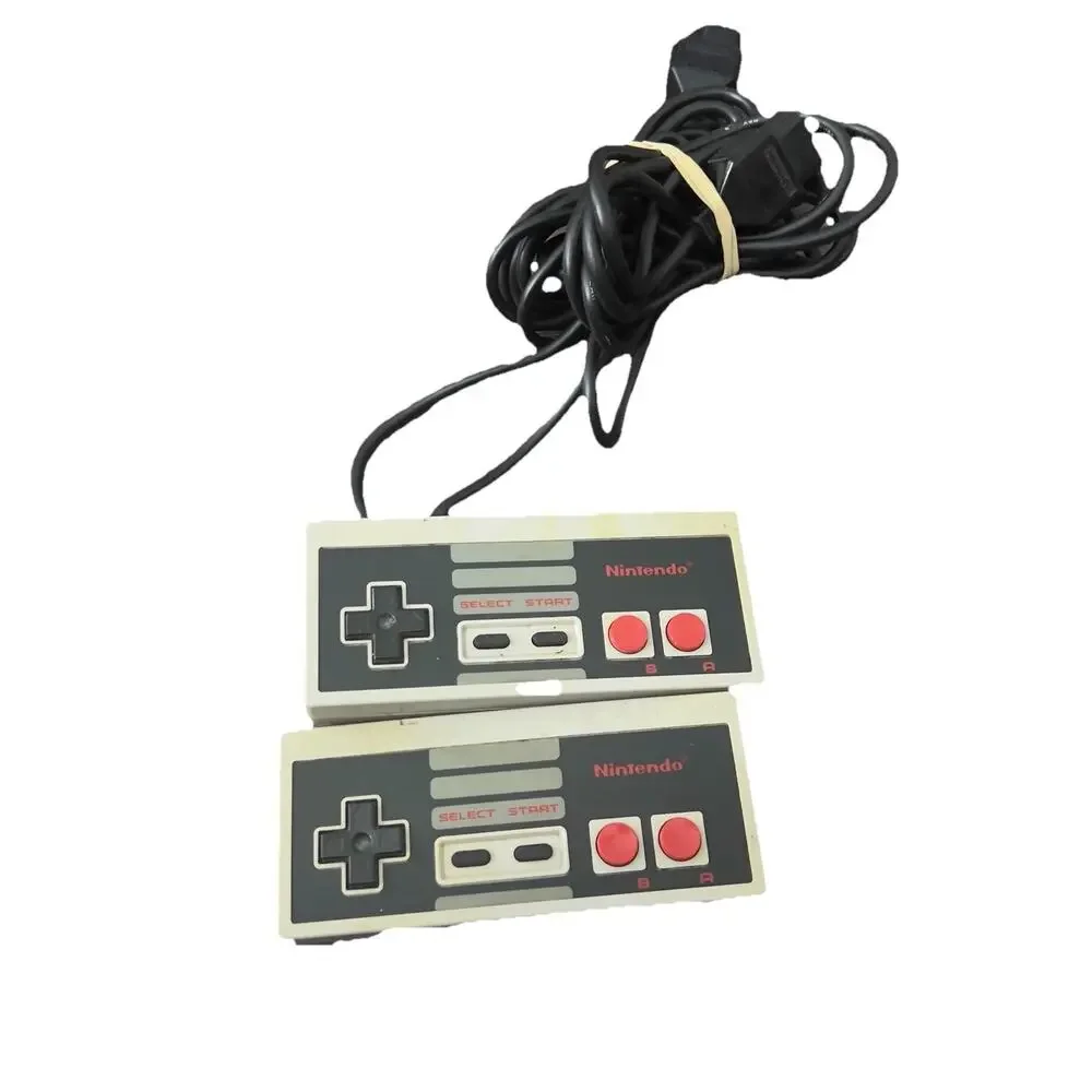 Nintendo NES OEM controllers set of 2 NES-004